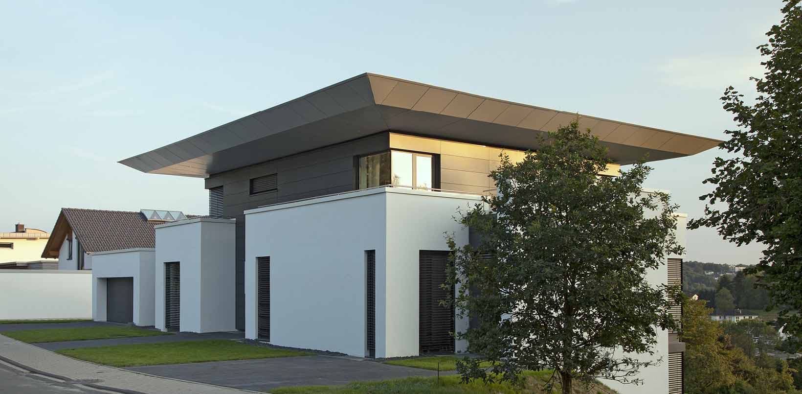 Markant und Flexibel – Neubau eines Passiv-Wohnhauses mit Büro in Freudenberg